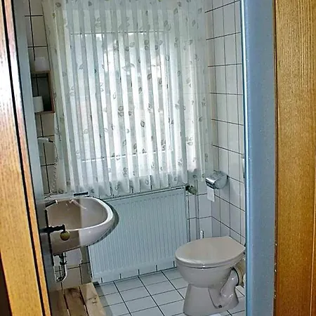 מלון Pfaelzer Stuben 2*